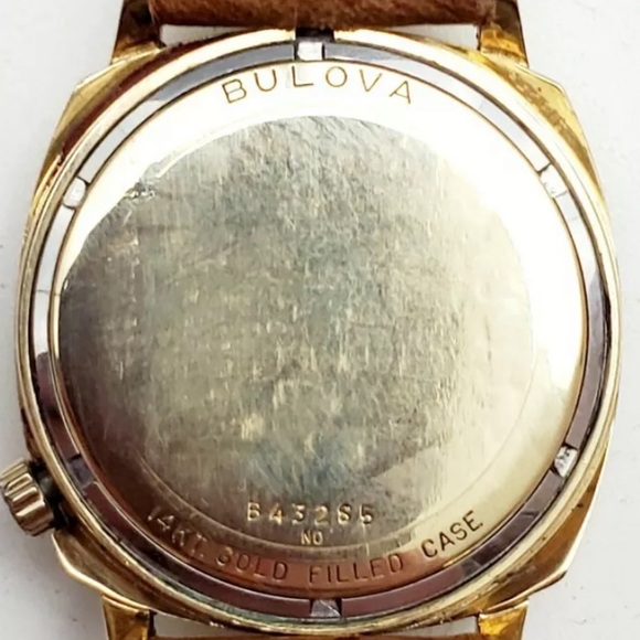 Accutron Tuning Fork 1970 14KT GOLD FILLED CASE Gorgeous Runs perfect - Picture 3 of 6